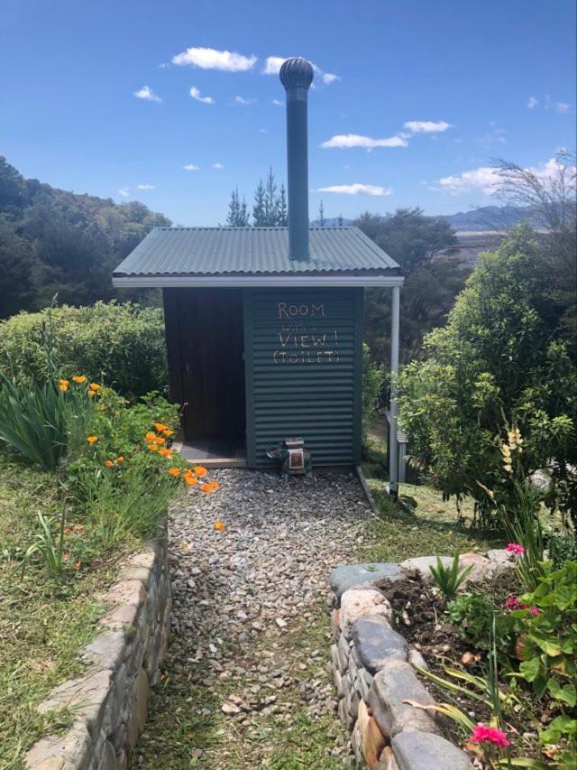 Sunrise Cabin At First Light Rangihaeata Retreat Takaka Esterno foto